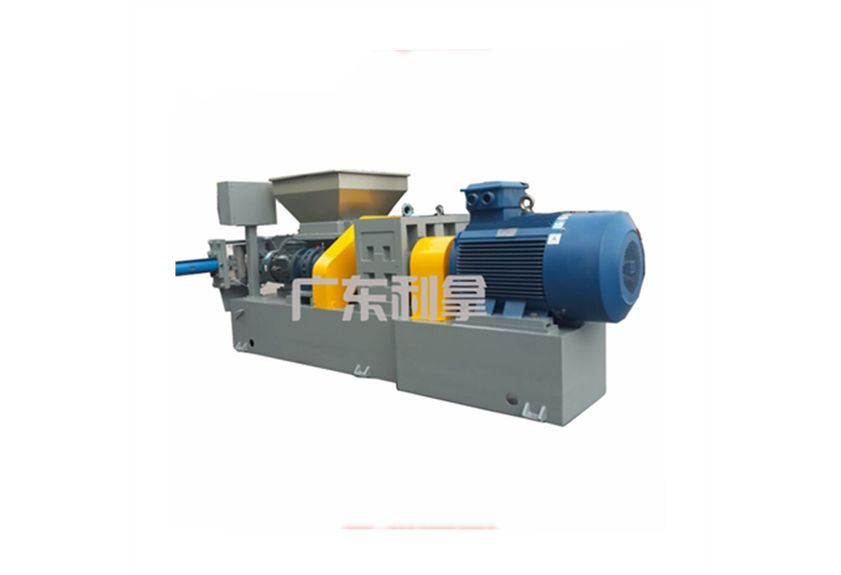 廣東利拿實(shí)業(yè)：熔噴布擠出機(jī)、自動(dòng)擠出過濾機(jī)、硅橡膠過濾擠出機(jī)的創(chuàng)新與應(yīng)用